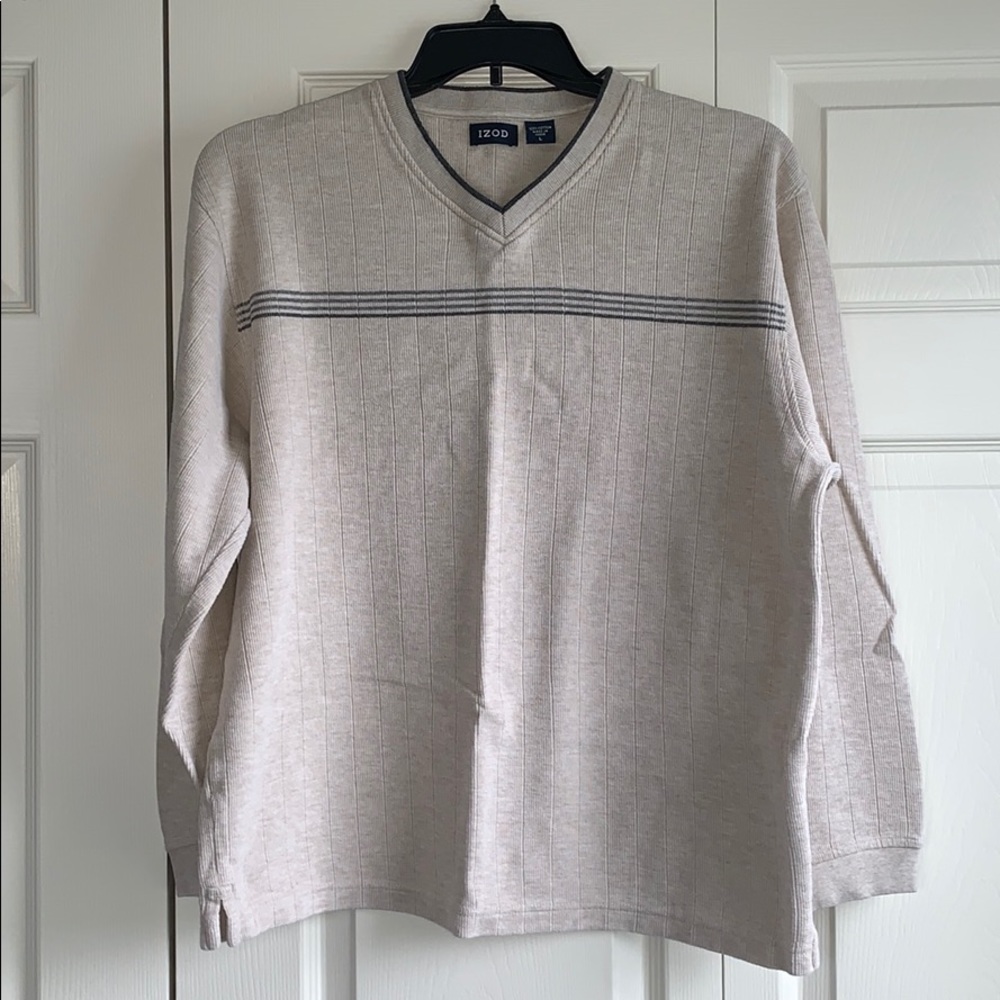 Large Izod Shirt. EUC.